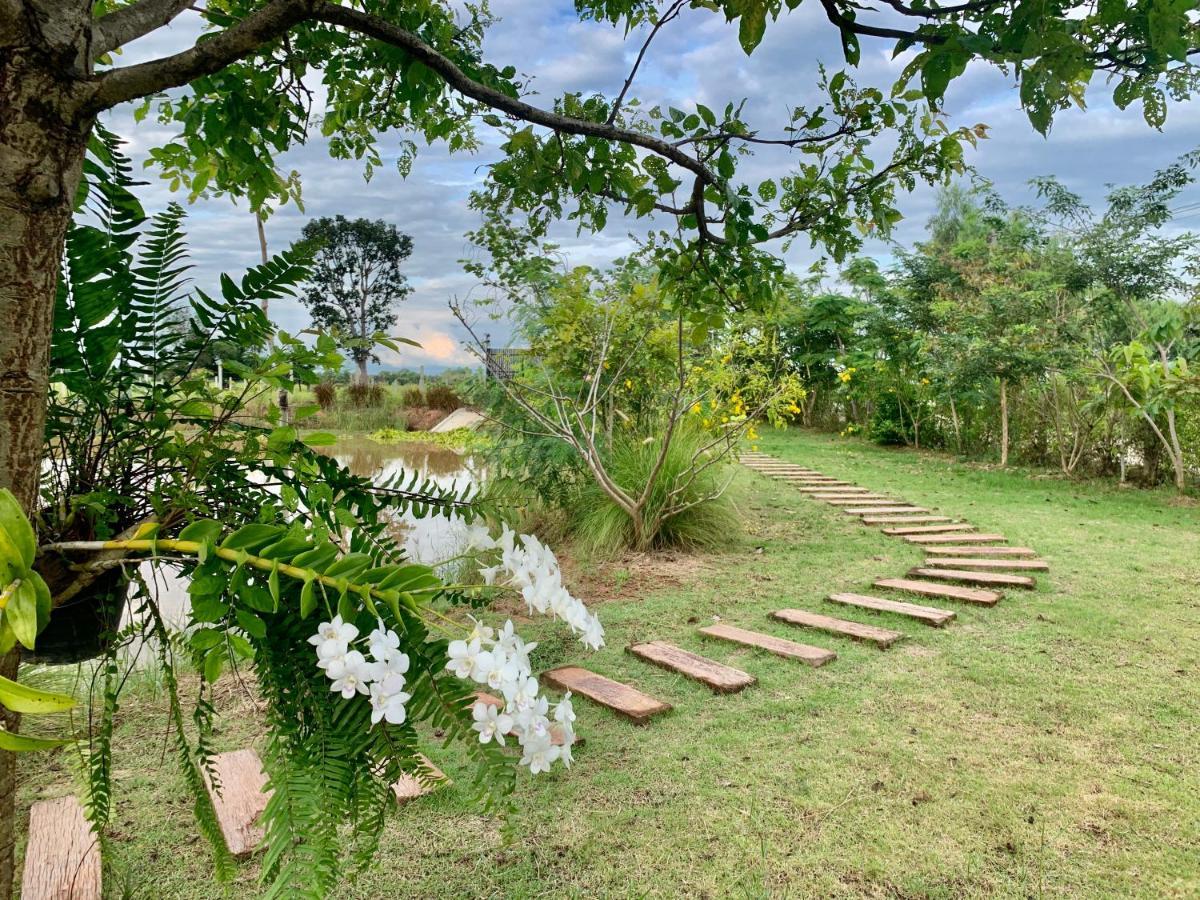 Rang Robin Farmstay With Swimming Pool Ban Wang Muang Eksteriør billede